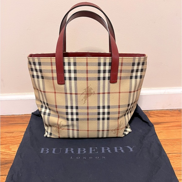 Burberry Handbags - Burberry leather tote bag